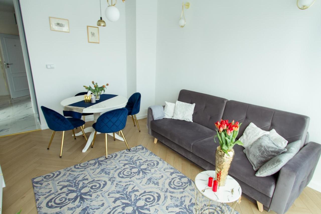 Nowy Apartment Przy Placu Szembeka Warszawa Exteriör bild